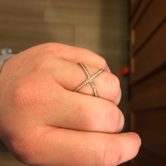 Final markdown‼️Michael Kors rose gold X ring - Picture 2 of 4